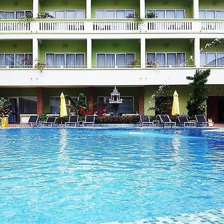 Yolanda Hotel Sihanoukville Exterior photo
