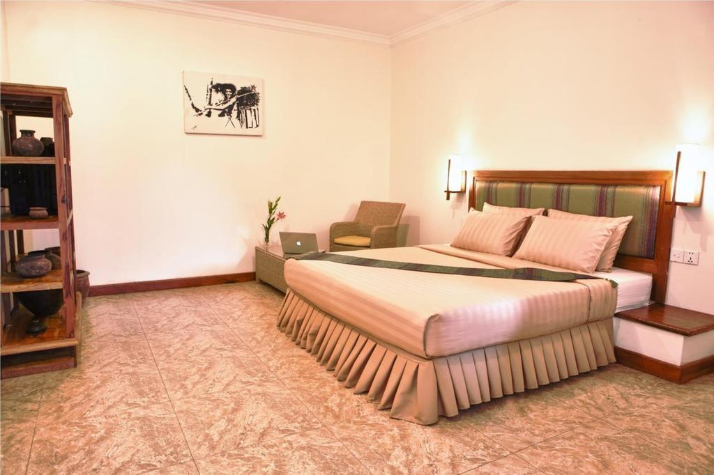 Yolanda Hotel Sihanoukville Exterior photo