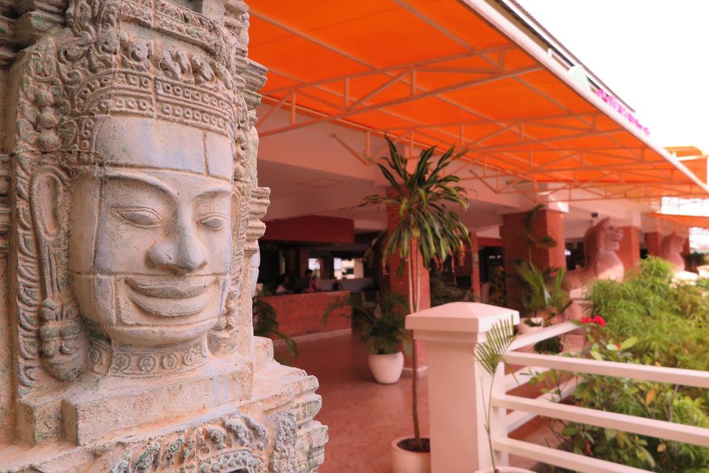 Yolanda Hotel Sihanoukville Exterior photo